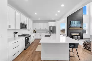 12973 Grassland St, Longmont, CO 80504 - Photo 9