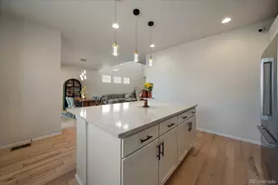 1044 Oleander St, Castle Rock, CO 80109 - Photo 9