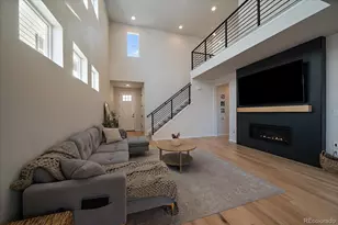 1044 Oleander St, Castle Rock, CO 80109 - Photo 3