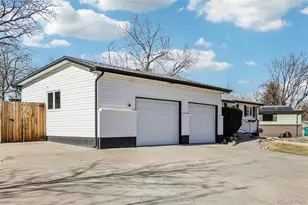 1825 S Saulsbury Ct, Lakewood, CO 80232 - Photo 3