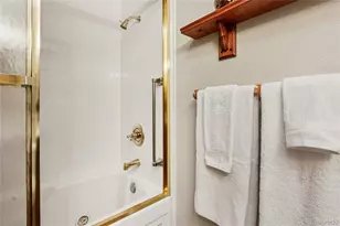 1825 S Saulsbury Ct, Lakewood, CO 80232 - Photo 13