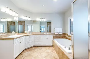 4238 S Dearborn Ct, Aurora, CO 80014 - Photo 19