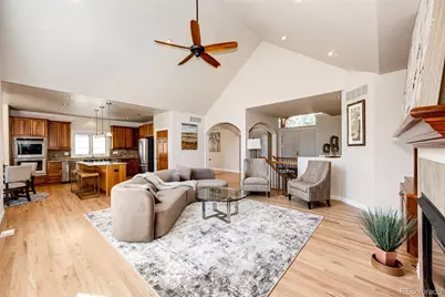 4238 S Dearborn Court, Aurora, CO 80014 - Photo 11