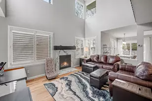 2058 E Phillips Pl, Centennial, CO 80122 - Photo 3