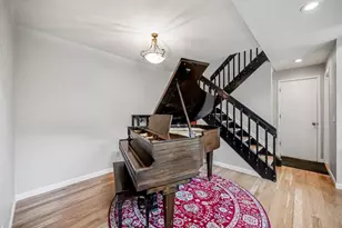 2058 E Phillips Pl, Centennial, CO 80122 - Photo 9