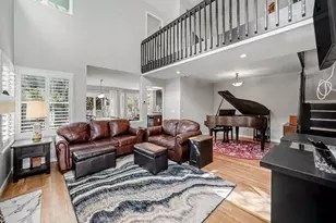 2058 E Phillips Pl, Centennial, CO 80122 - Photo 5