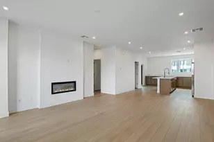 37 Ascent Trl, Englewood, CO 80112 - Photo 3