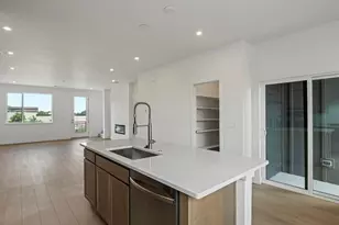 37 Ascent Trl, Englewood, CO 80112 - Photo 7