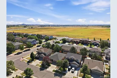 5526 Lewiston Street, Denver, CO 80239 - Photo 27