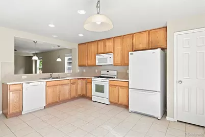 5526 Lewiston Street, Denver, CO 80239 - Photo 5