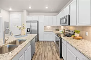 480 E Fremont Pl, Centennial, CO 80122 - Photo 9