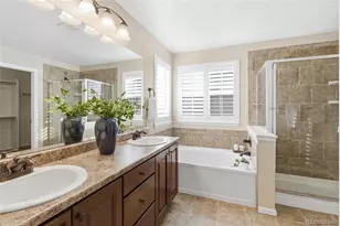 6477 S Oak Hill Cir, Aurora, CO 80016 - Photo 15