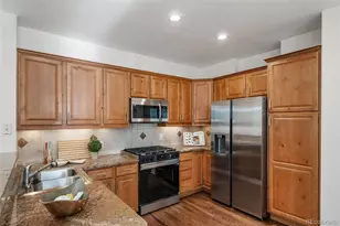 23372 E Chenango Pl, Aurora, CO 80016 - Photo 13