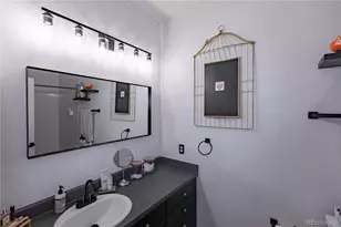 8389 S Independence Cir, Littleton, CO 80128 - Photo 15