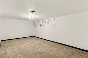 859 S Quieto Way, Denver, CO 80223 - Photo 15