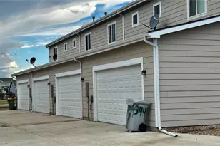 338 S 4th Ct, Deer Trail, CO 80105 - Photo 3