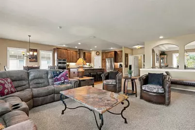 8161 S Quatar Circle, Aurora, CO 80016 - Photo 13