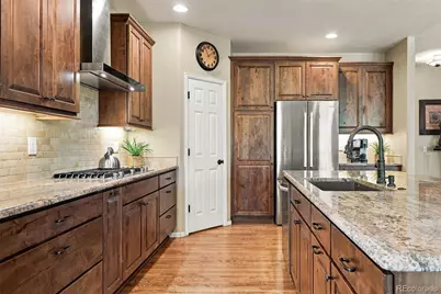 8161 S Quatar Circle, Aurora, CO 80016 - Photo 17