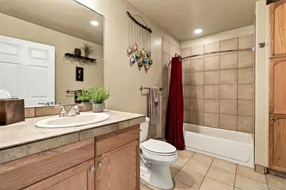 8161 S Quatar Circle, Aurora, CO 80016 - Photo 39