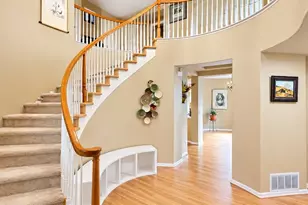 10621 Briarglen Cir, Highlands Ranch, CO 80130 - Photo 7