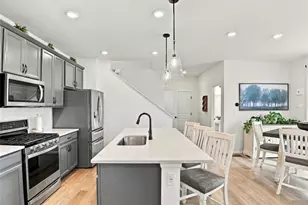 4317 S Netherland Ct, Aurora, CO 80015 - Photo 7