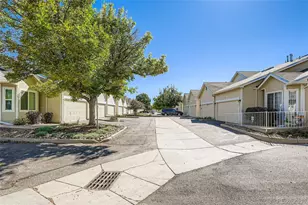 252 Quari St, Aurora, CO 80011 - Photo 3