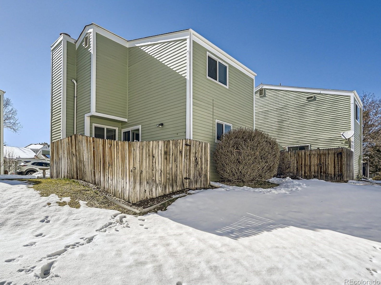 16130 Rice Pl, Denver CO  80015-6986 exterior