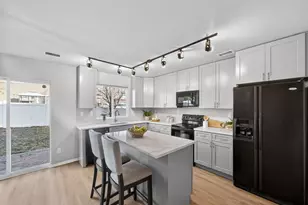 5138 Orleans Ct, Denver, CO 80249 - Photo 9