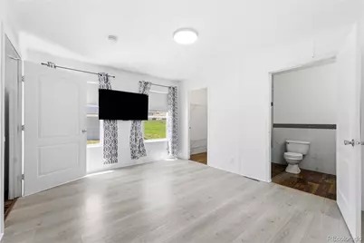 9400 Elm Ct, Denver, CO 80260 - Photo 11