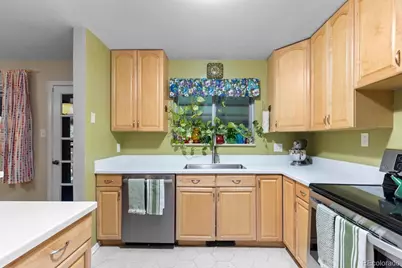 452 S Robb Way, Lakewood, CO 80226 - Photo 17