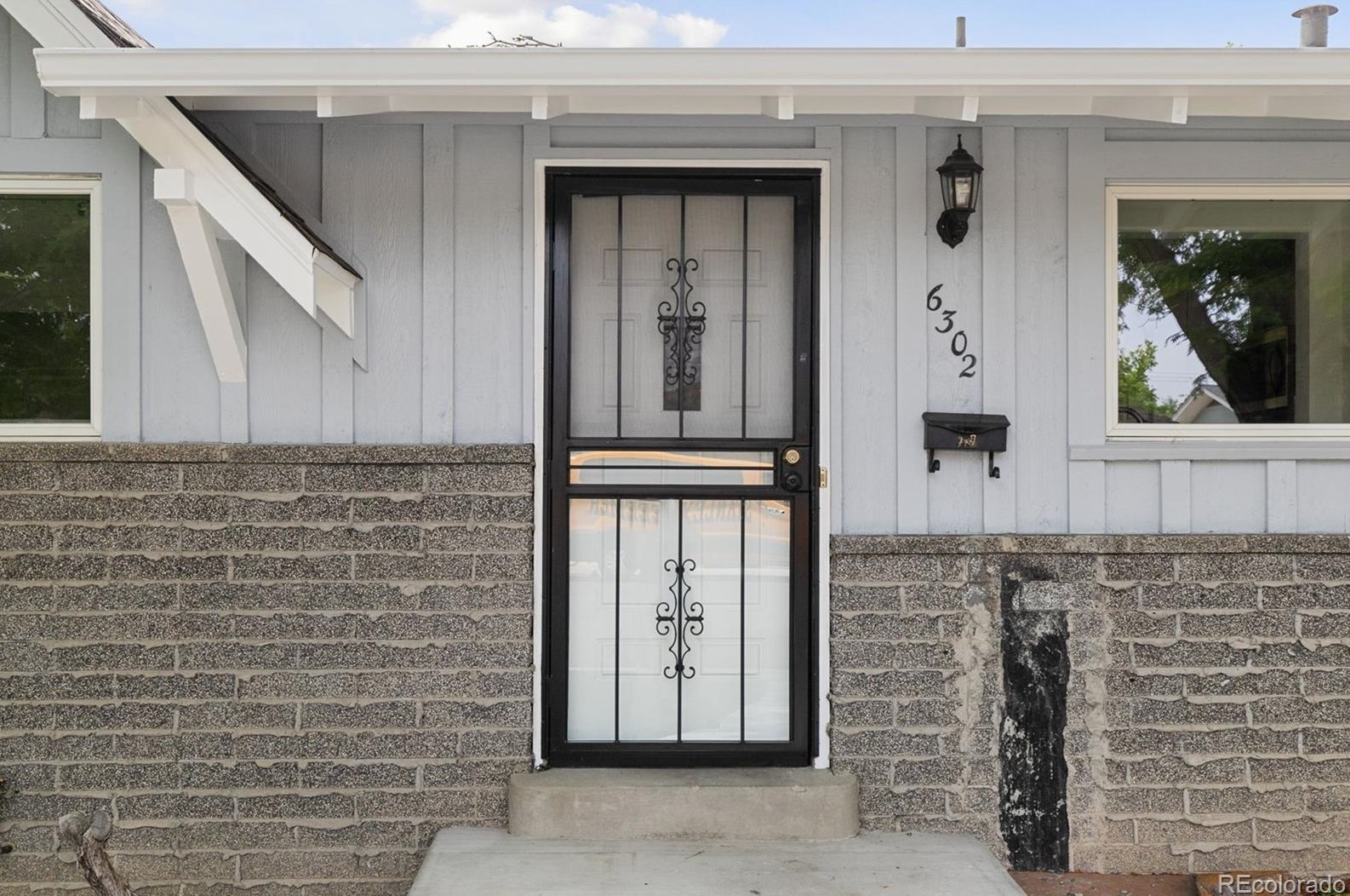 6302 61st Pl, Arvada CO  80003-5049 exterior