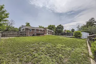 10633 E 6th Pl, Aurora, CO 80010 - Photo 25