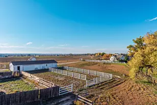 22400 Co Rd 10, Hudson, CO 80642 - Photo 5