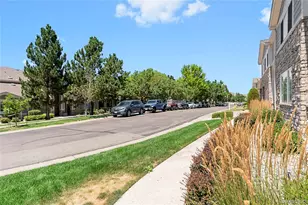 4251 S Blackhawk Cir, Aurora, CO 80014 - Photo 33