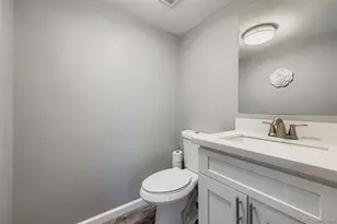 17422 E Arizona Ave, Aurora, CO 80017 - Photo 13