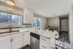 17422 E Arizona Ave, Aurora, CO 80017 - Photo 11