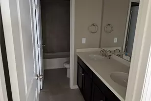 27746 E Frost Pl, Aurora, CO 80016 - Photo 9