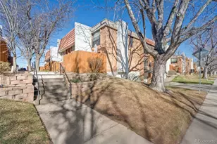 2895 S Locust St, Denver, CO 80222 - Photo 31