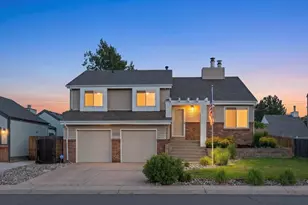 19853 E Greenwood Dr, Aurora, CO 80013 - Photo 1