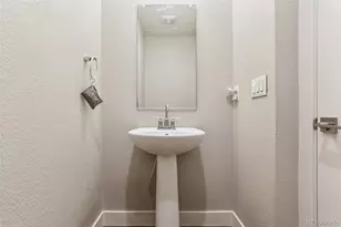 6031 N Fulton St, Denver, CO 80238 - Photo 11