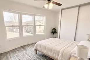 1560 E St, Golden, CO 80401 - Photo 3