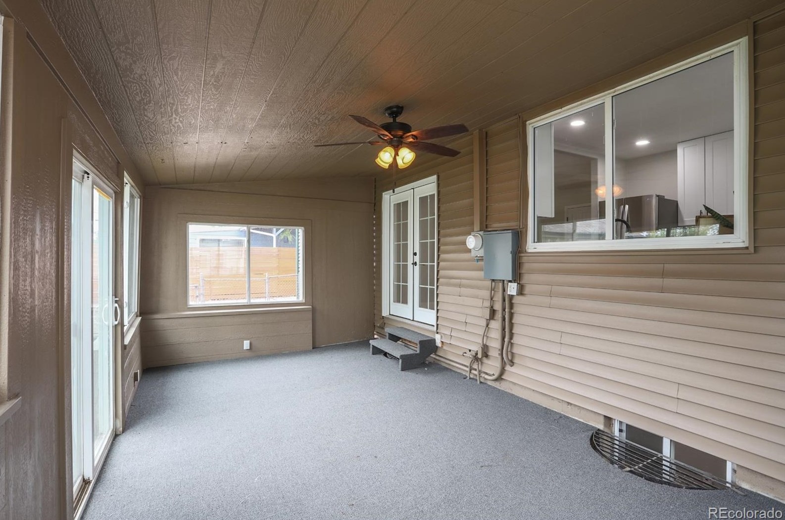1652 Knox Ct, Denver CO  80219-4527 exterior