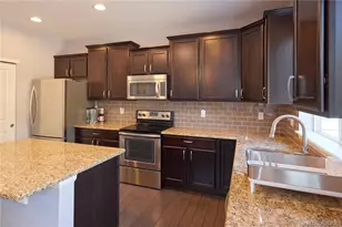 6918 S Elk Ct, Aurora, CO 80016 - Photo 13