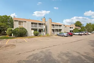 921 S Walden St, Aurora, CO 80017 - Photo 23