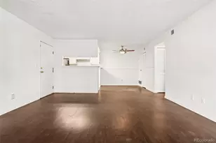 921 S Walden St, Aurora, CO 80017 - Photo 5