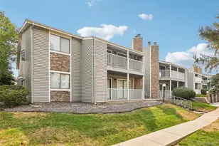 921 S Walden St, Aurora, CO 80017 - Photo 1
