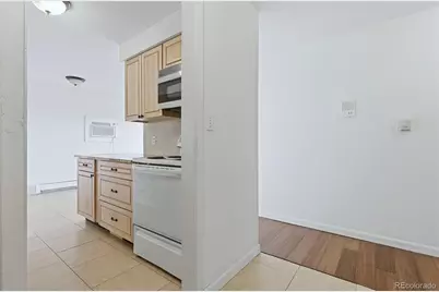 561 Geneva Street #305, Aurora, CO 80010 - Photo 5