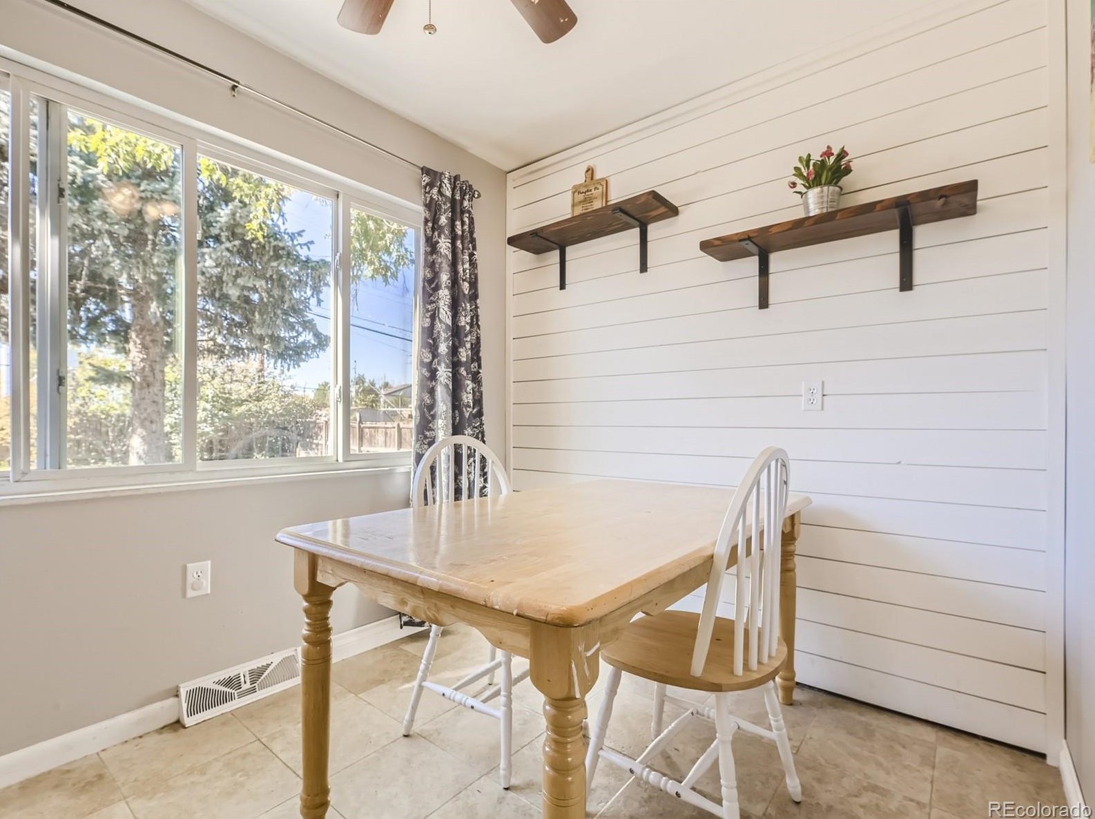 5311 Sherman St, Littleton CO 80121-8034 exterior