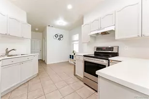 8386 S Garland Way, Littleton, CO 80128 - Photo 9