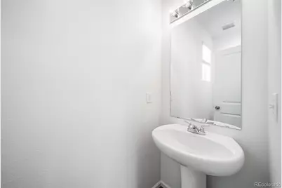 46569 Sunflower Lane, Bennett, CO 80102 - Photo 19